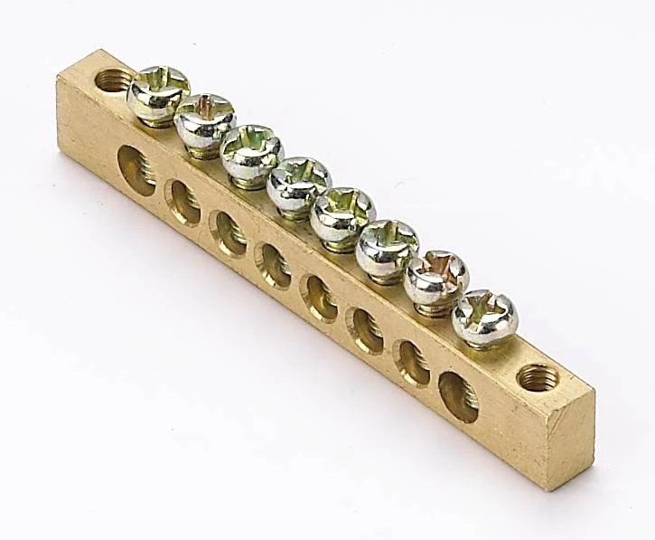Шина нулевая 8 групп/крепеж по краям, сеч. 6x9 м