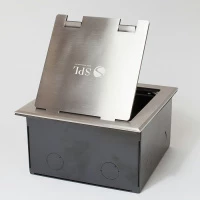 Люк на 4 поста (45х45), из нержавеющей стали, с коробкой, IP40