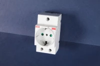 Розетка щитовая 2Р+N 16A M1173