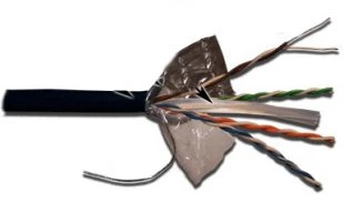 Кабель LANMASTER UTP, 4 пары, кат. 6, с перегородкой,  550Mhz, PE, для внешней прокладки (305 м)